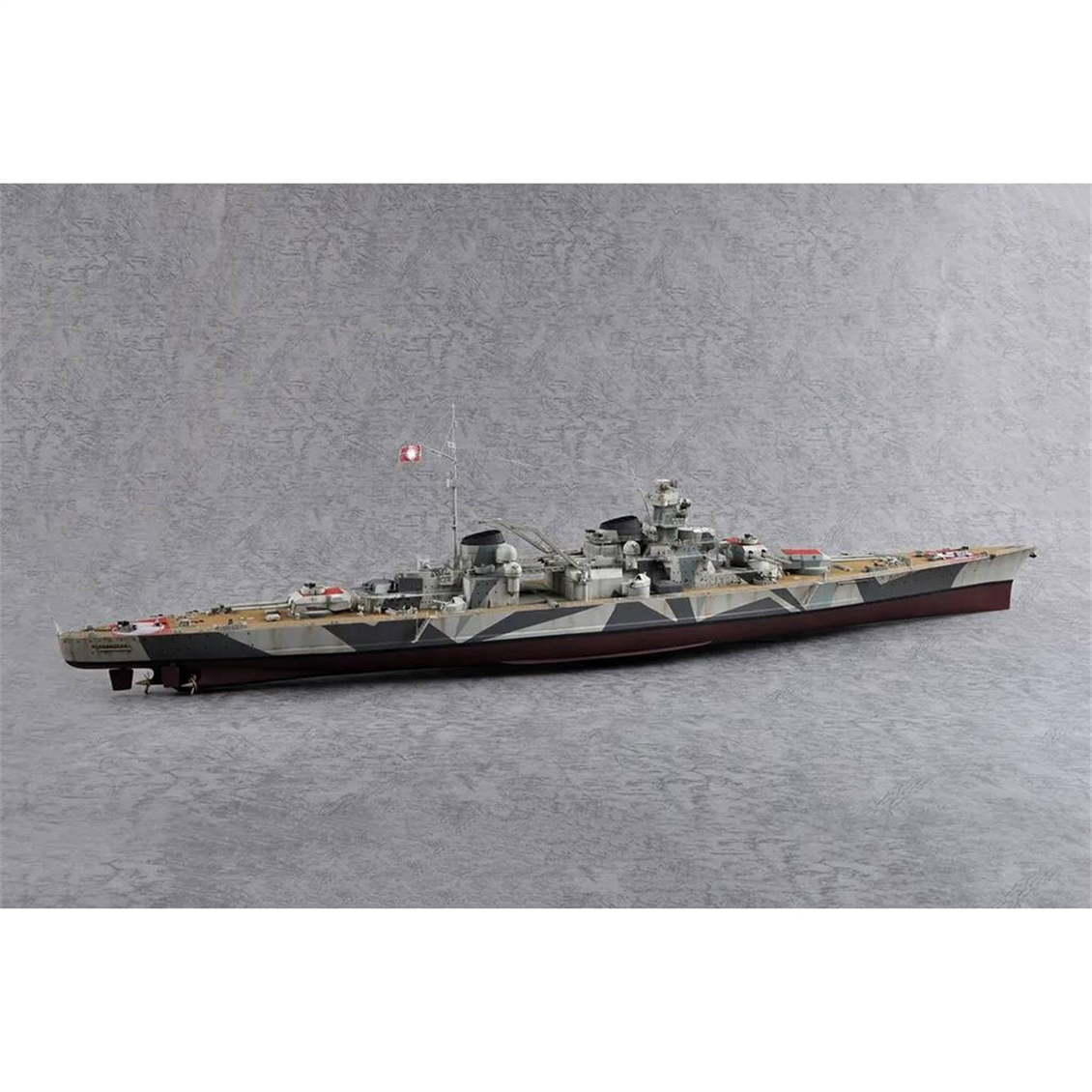 Trumpeter 05370 1/350 Ölçek, DKM Barbarossa, O Sınıfı Savaş Gemisi Plastik Model Kiti