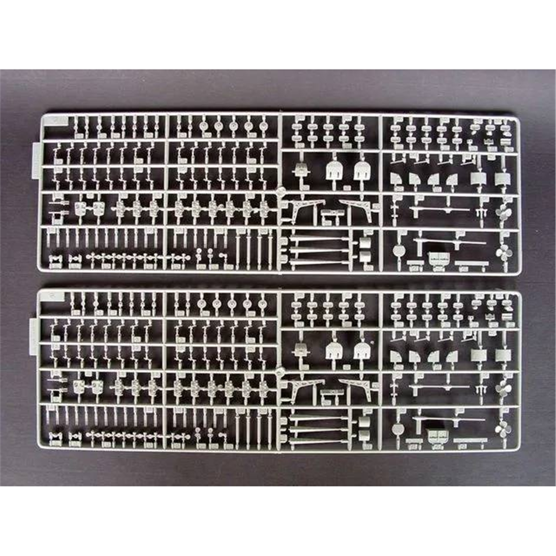 Trumpeter 05604 1/350 Ölçek, CV-13 Franklin 1944, Uçak Gemisi Plastik Model Kiti