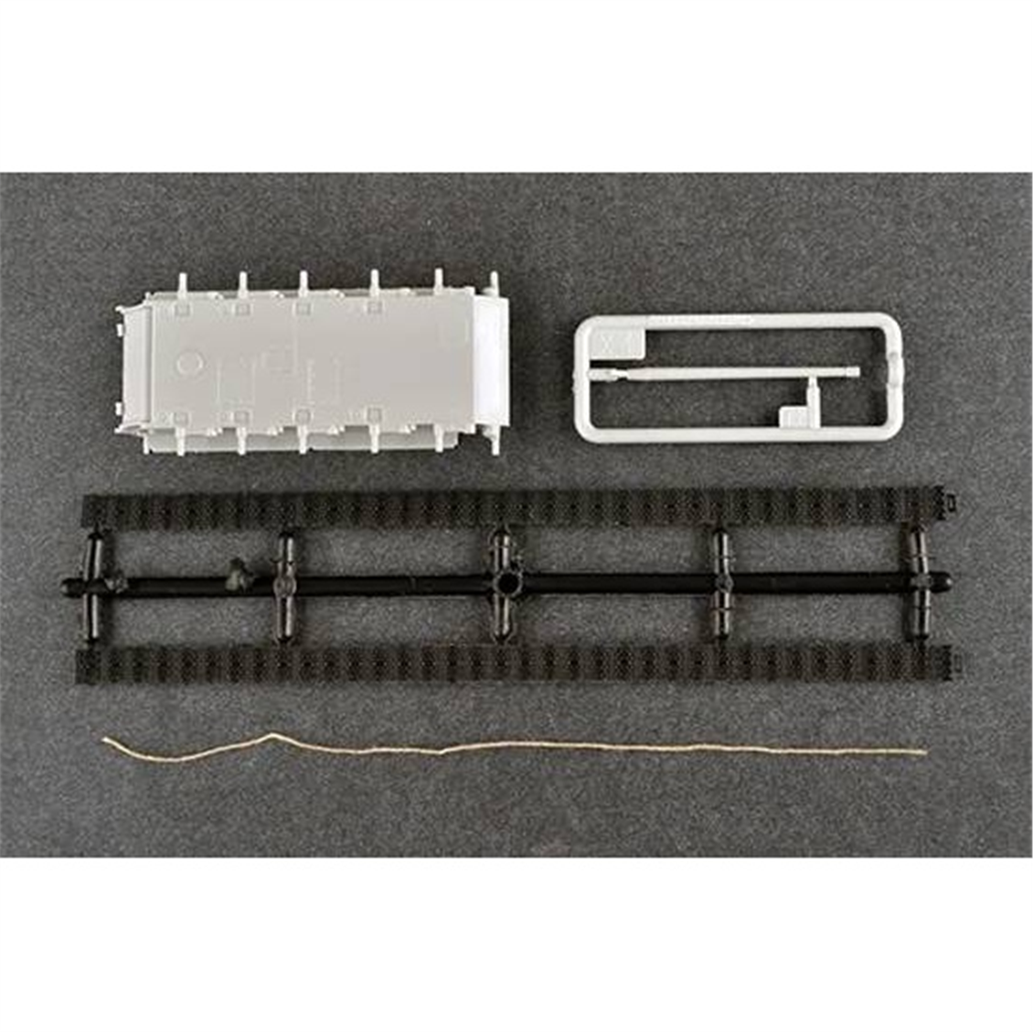Trumpeter 07167 1/72 Ölçek, T-34/85 Tankı, Plastik Model Kiti