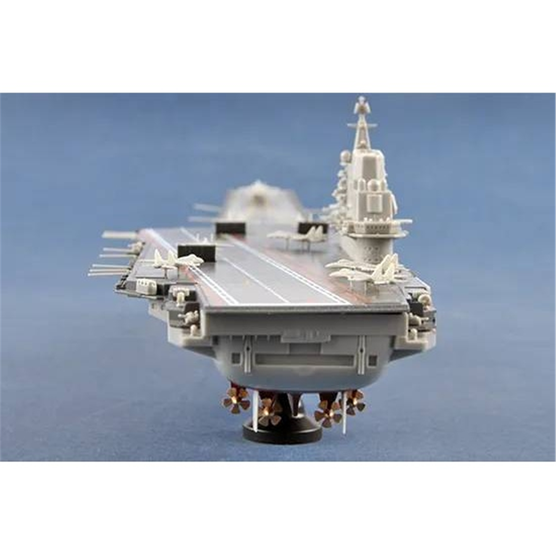 Trumpeter 07313 1/1000 Ölçek, PLA (Çin Donanması) LiaoNing CV-16 Uçak Gemisi, Plastik Model Kiti