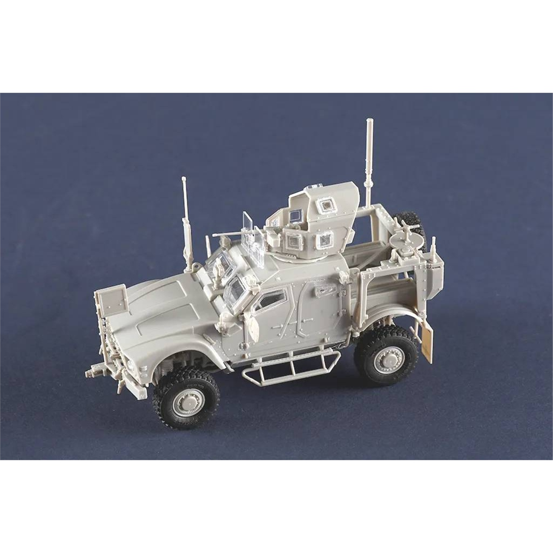 Trumpeter 07413 1/72 Ölçek, US M1240 M-ATV MRAP, Hafif Zırhlı Askeri Araç Plastik Model Kiti