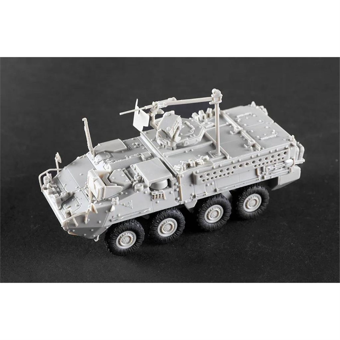 Trumpeter 07424 1/72 Ölçek, US Army M1131 Stryker FSV, Ateş Destek Aracı Plastik Model Kiti