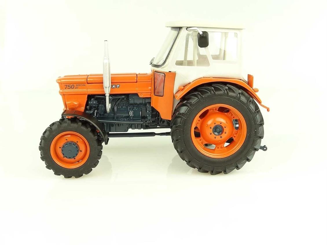 Universal Hobbies UH5296 1/32 Fiat 750 special DT - 4WD, Korumalı Kabinli Traktör, Sergilemeye Hazır Metal Tarımsal Makina Mode