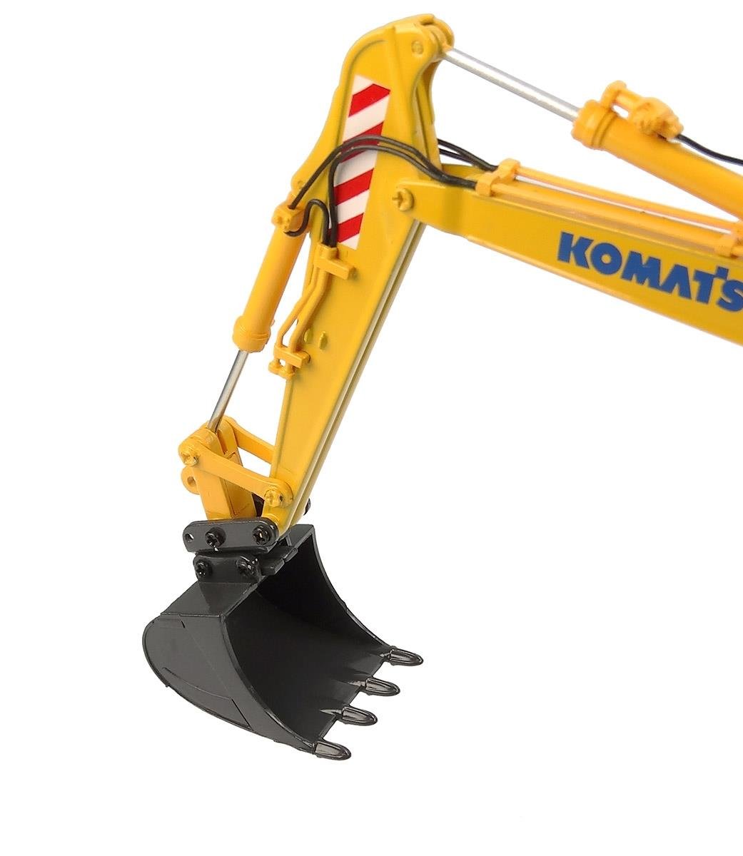 Universal Hobbies UH8162 1/50 Scale, Komatsu PW148-11 Rubber Wheel Bucket Excavator, Ready for Display Agricultural Machinery Model