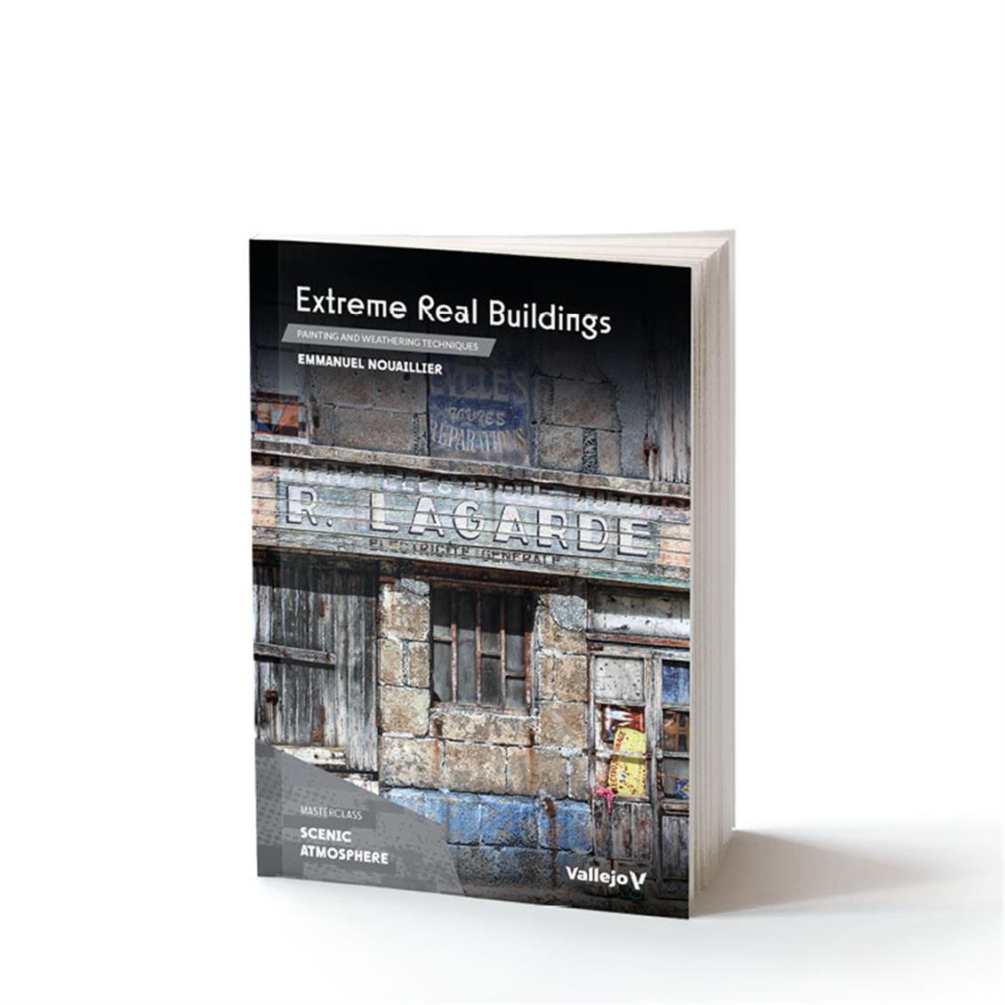 Vallejo 75050 Extreme Real Buildings, 192 Sayfa, İngilizce Modelcilik Kitabı