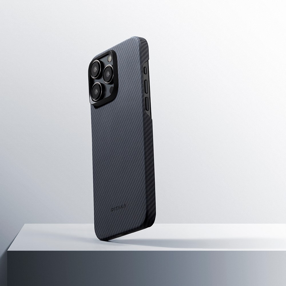 Apple iPhone 15 Pro Kılıf M-safe Şarj Özellikli 600D Aramid Fiber Pitaka Ultra-Slim Classic Serisi Black-Grey Twill Kapak