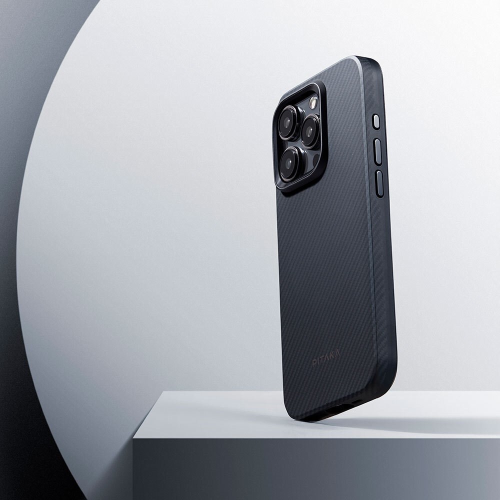 Apple iPhone 15 Pro Max Kılıf M-safe Şarj Özellikli 600D Aramid Fiber Pitaka Military-Grade Classic Serisi Black-Grey Twill Kapak