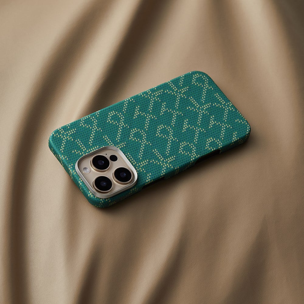 Apple iPhone 16 Pro Max Kılıf M-safe Şarj Özellikli Aramid Fiber Pitaka Tactile Woven Monogram Serisi Kapak
