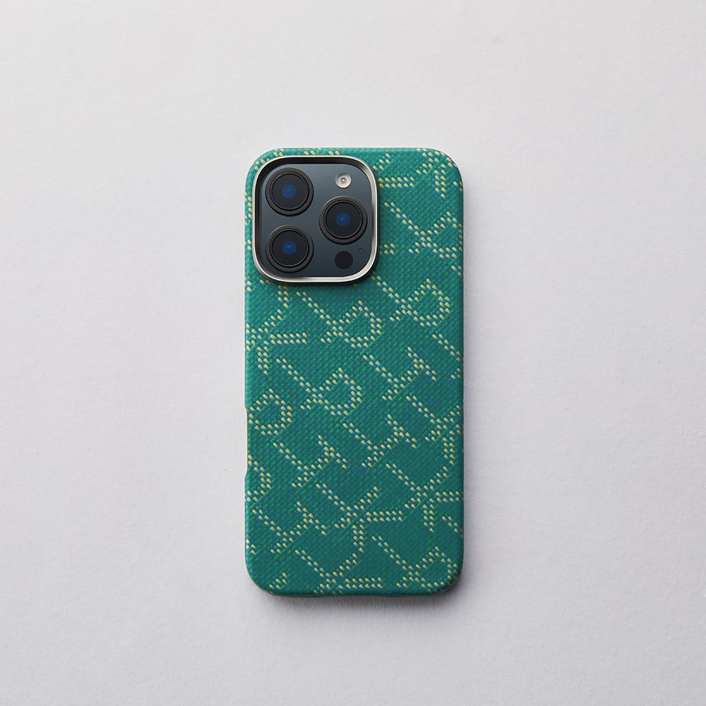 Apple iPhone 16 Pro Max Kılıf M-safe Şarj Özellikli Aramid Fiber Pitaka Tactile Woven Monogram Serisi Kapak