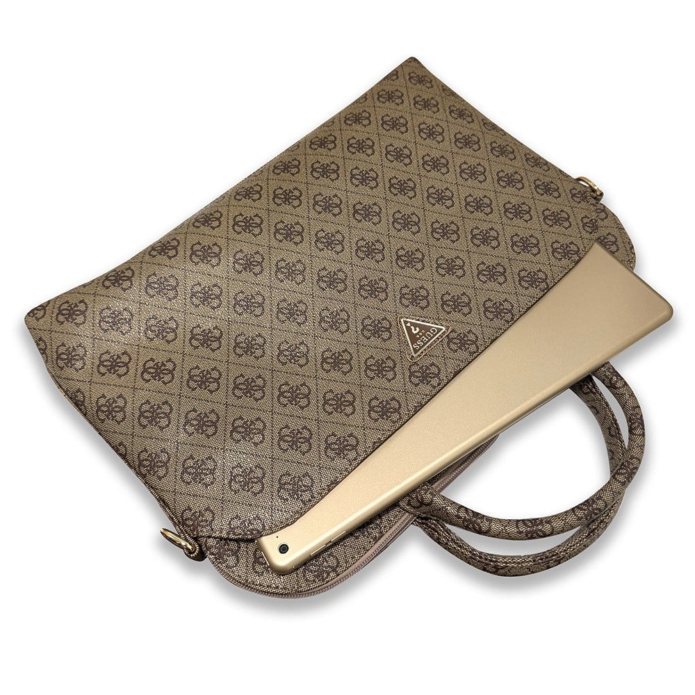 Guess Orjinal Lisanslı 4G Desenli Üçgen Logolu Omuz Askılı 15 inç Laptop Çantası