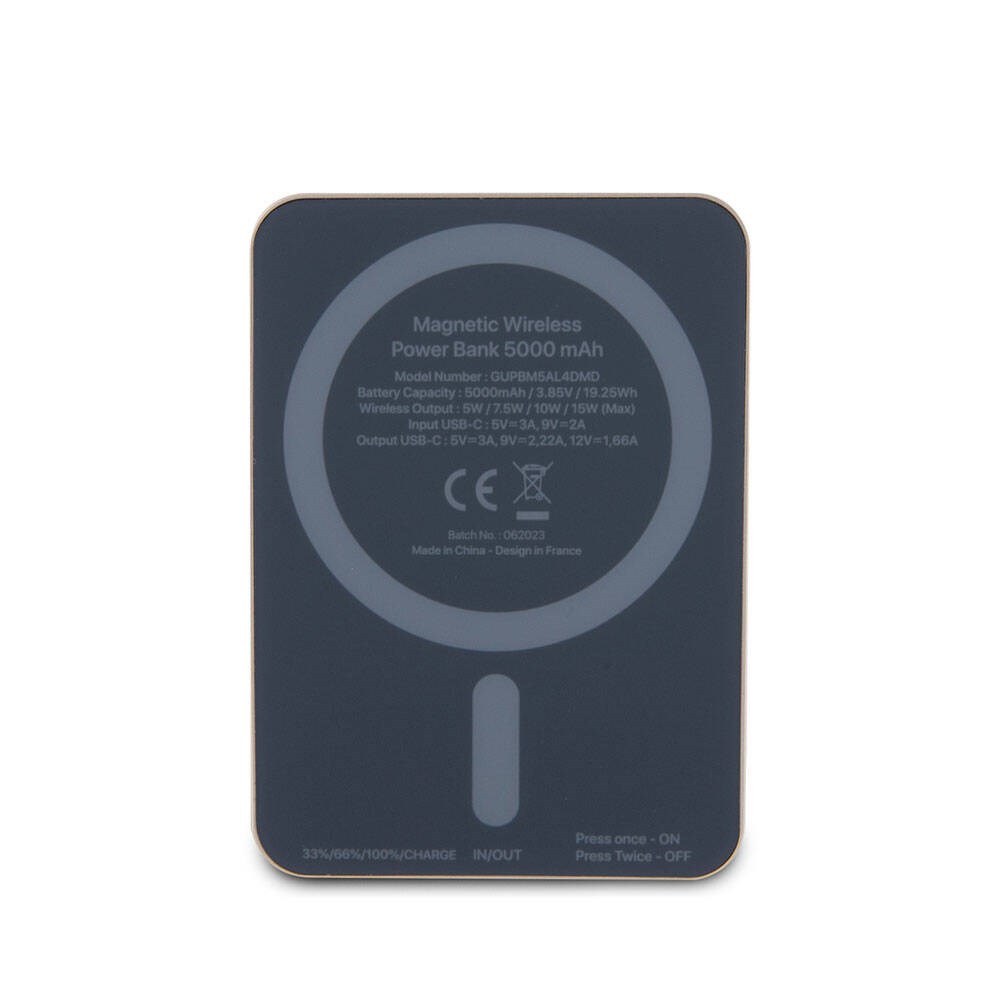 Guess Orjinal Lisanslı M-safe Şarj Özellikli Metal Yazı Logolu Powerbank 5000mAh 15W