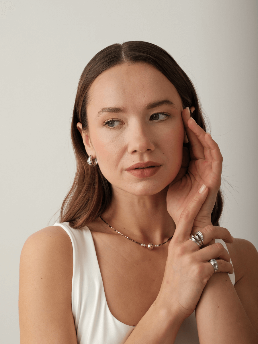 Asel Gümüş Toplu İncili Hematit Taşlı Kolye