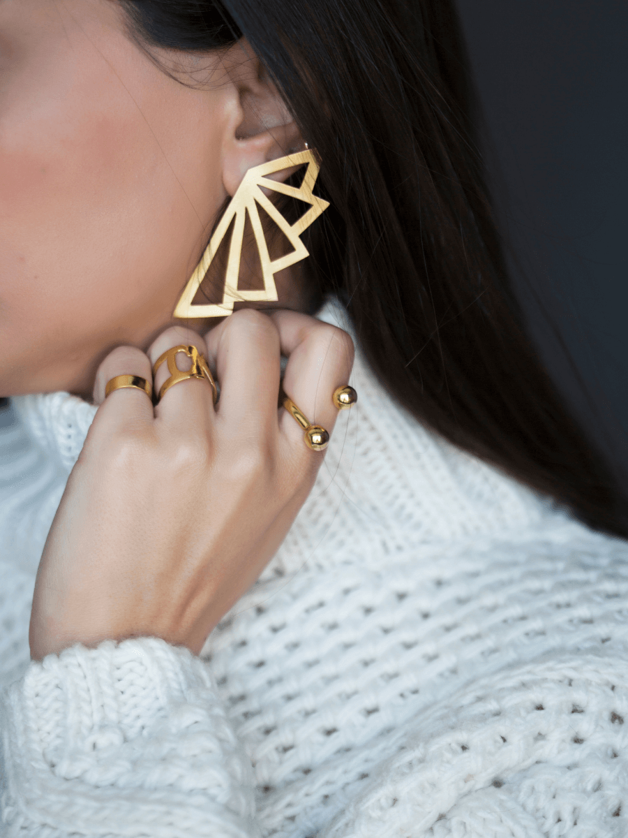 Asimetrik Üçgen Küpe