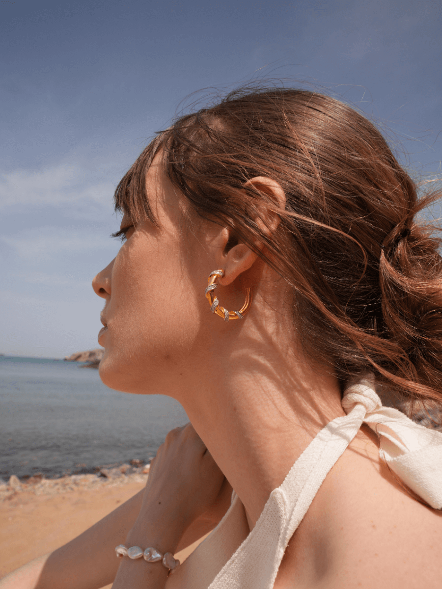 Emily Taşlı Halka Küpe