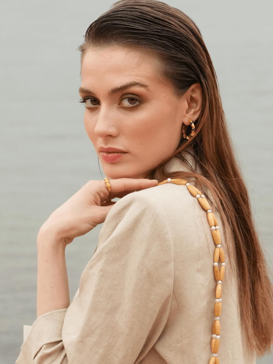 Emily Taşlı Halka Küpe