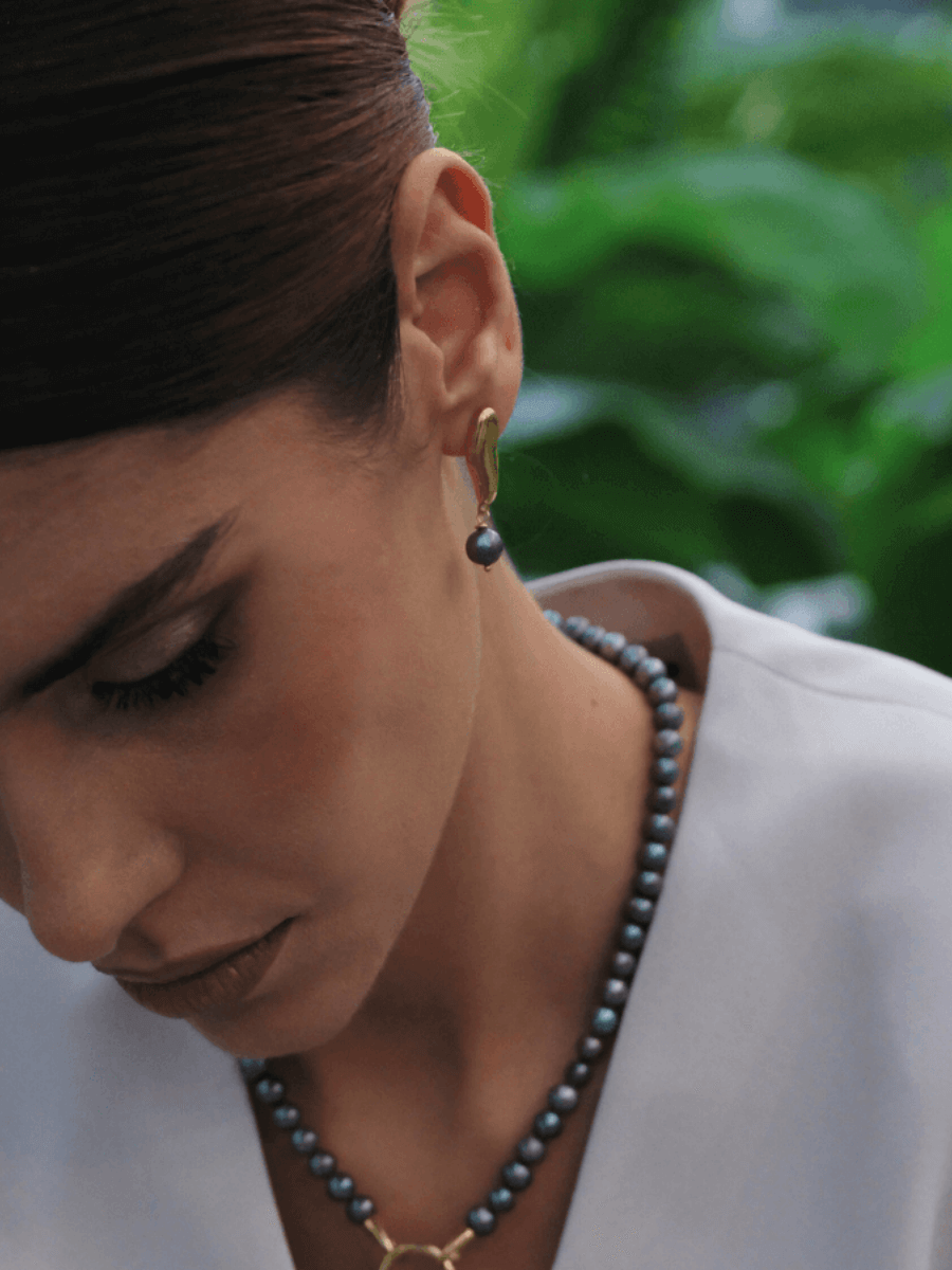 Gera Siyah İncili Sallantılı Küpe