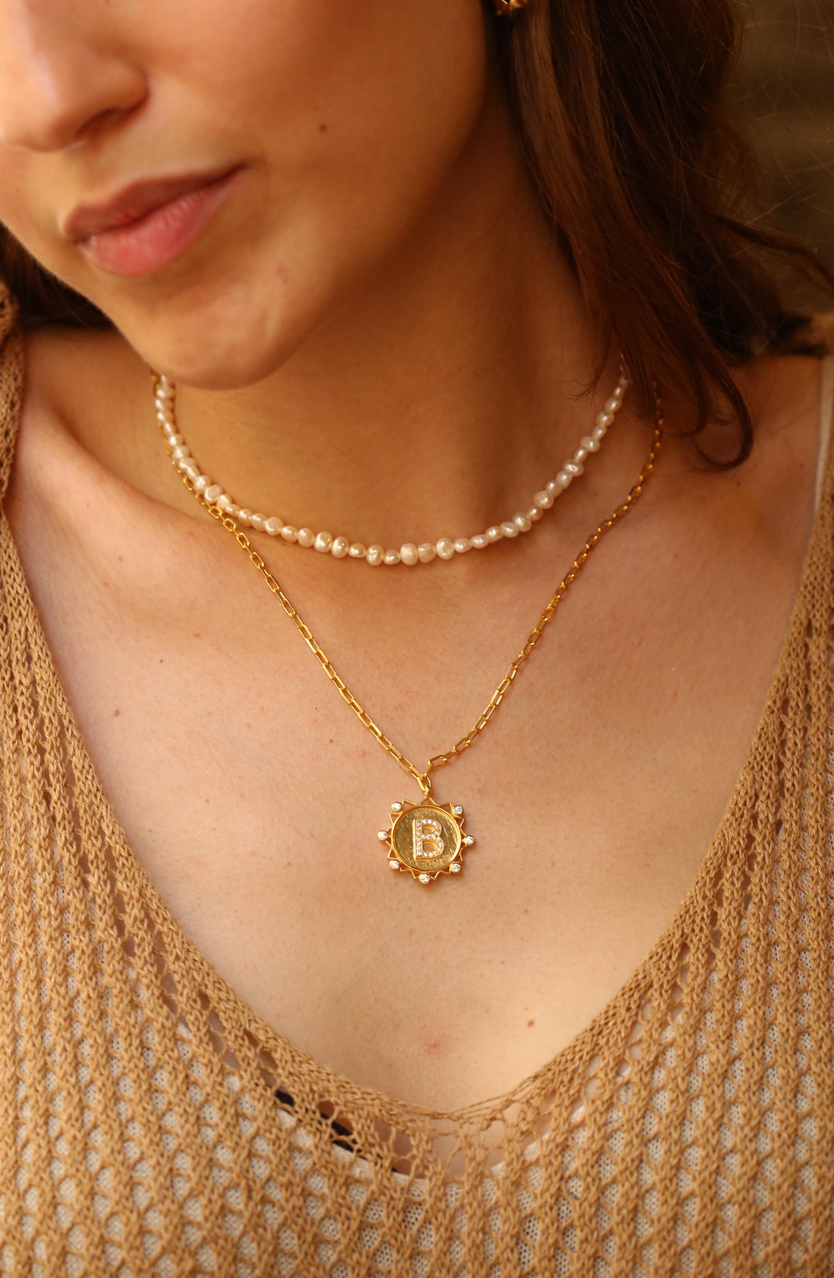 Harf Madalyon Zincir Kolye