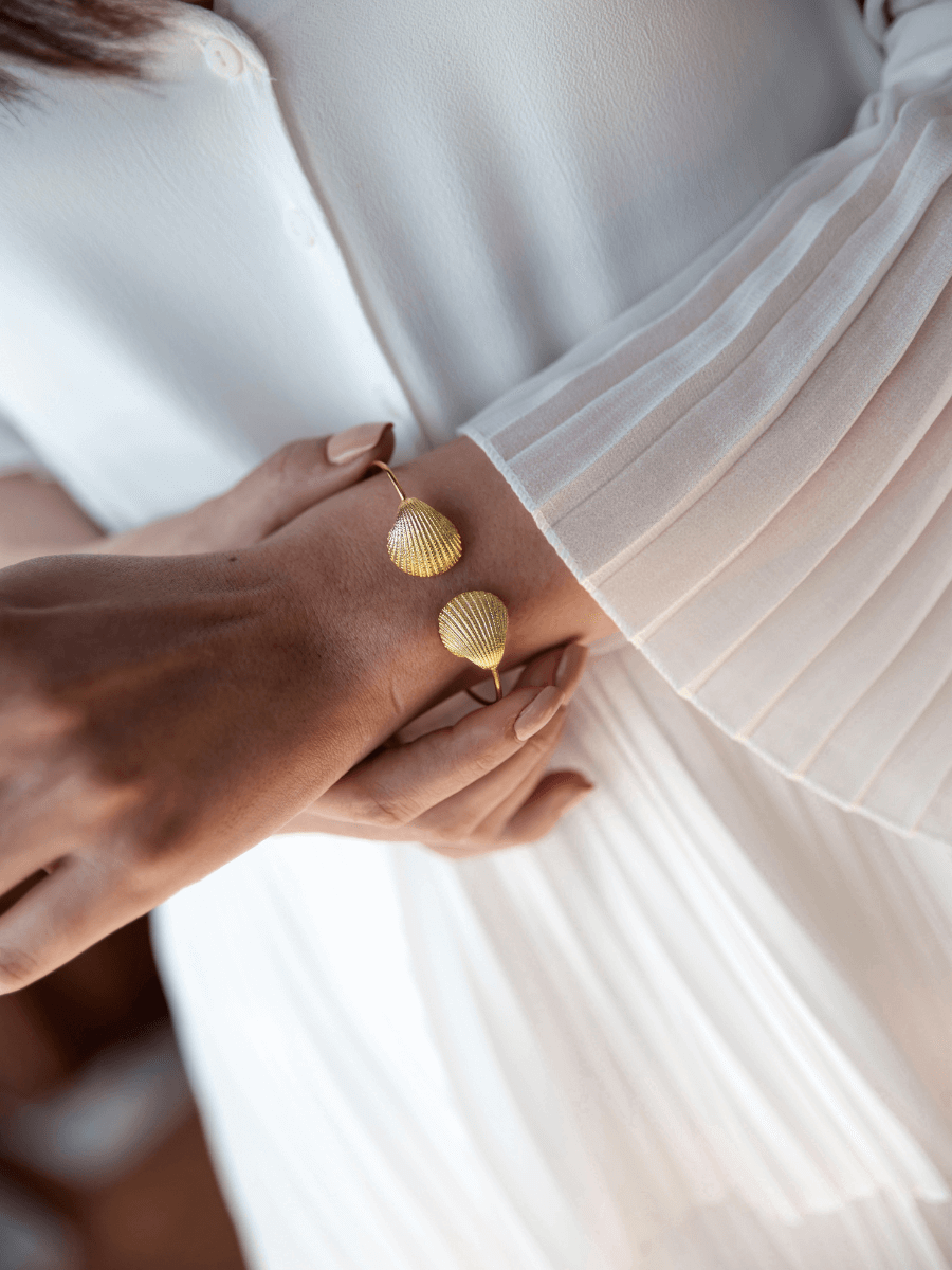 İkili Deniz Kabuğu Kelepçe