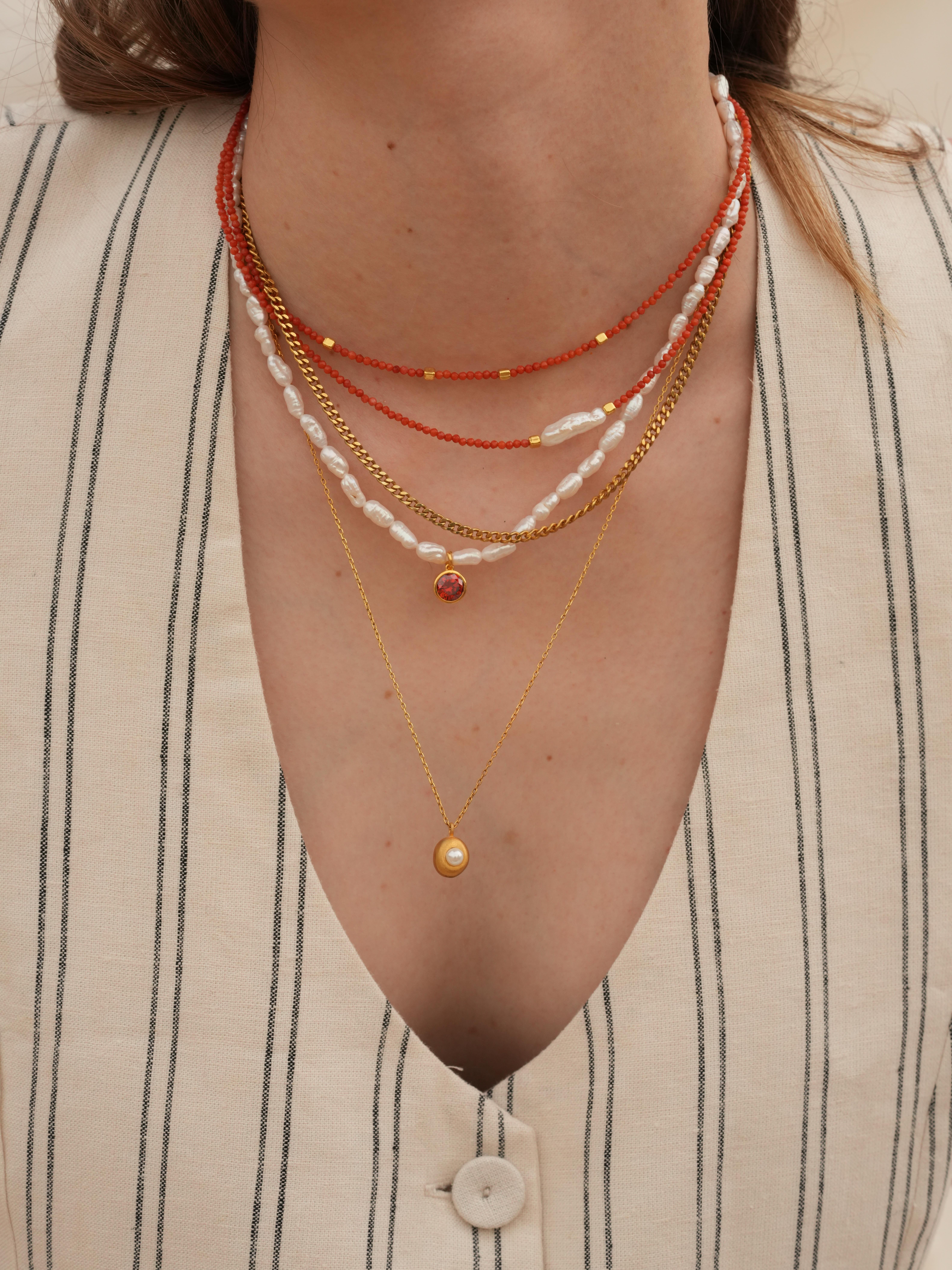 Kely Kırmızı Mercanlı Küçük İncili Kolye - 925 Ayar Gümüş