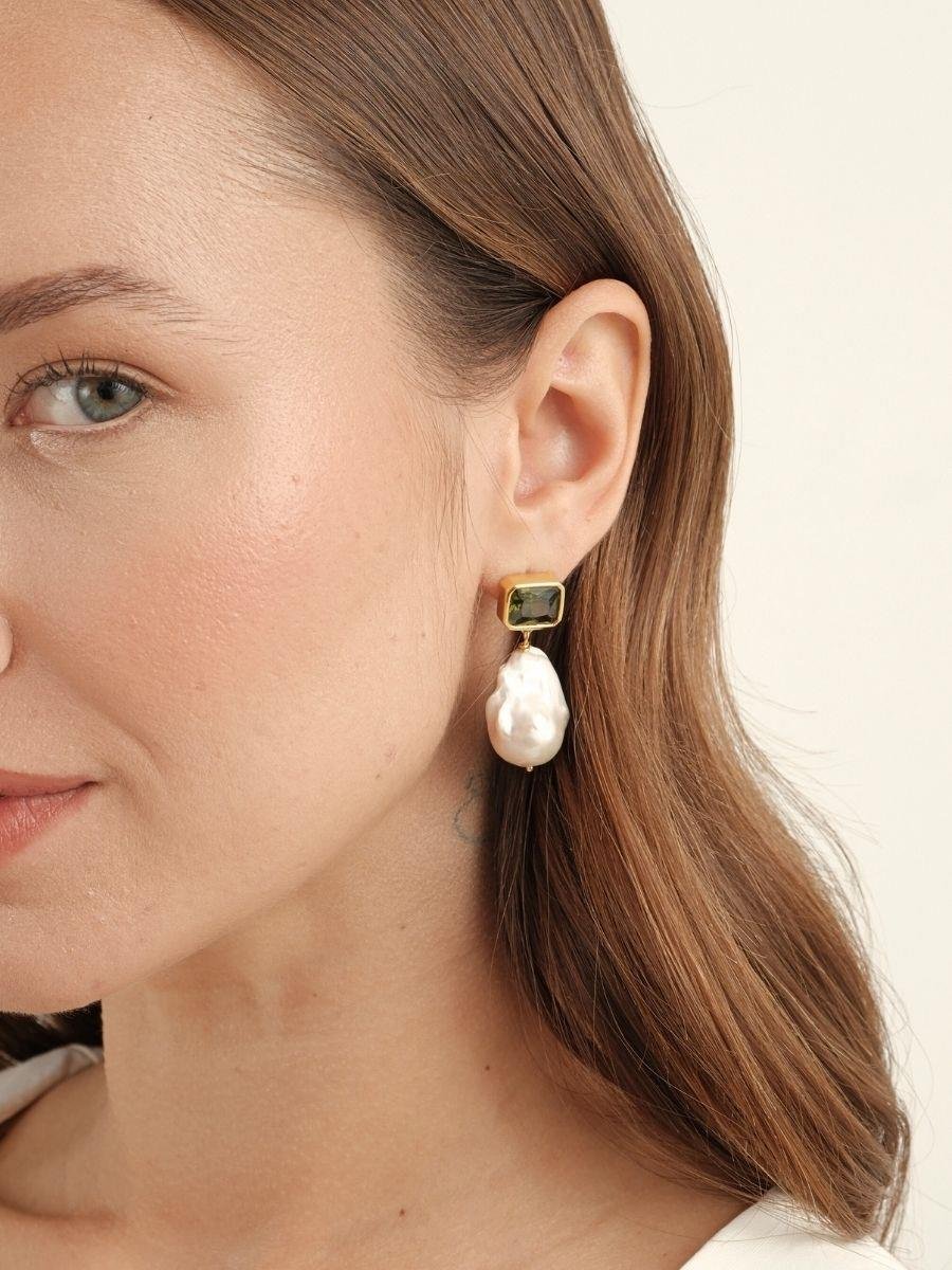 Kristal Taşlı Barok İnci Sallantılı Küpe