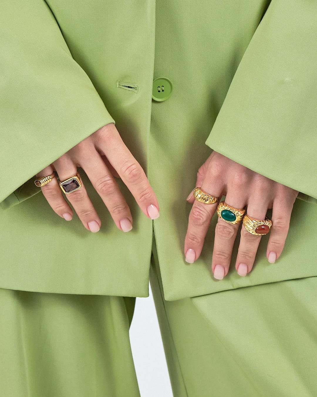 Nova Büyük Kristal Taşlı Yüzük