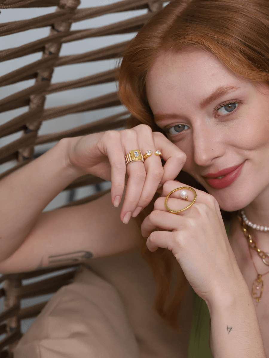 Oktagon Taşlı Mineli Yüzük