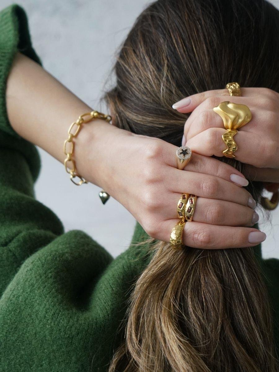 Ruby Baget Taş Yüzük