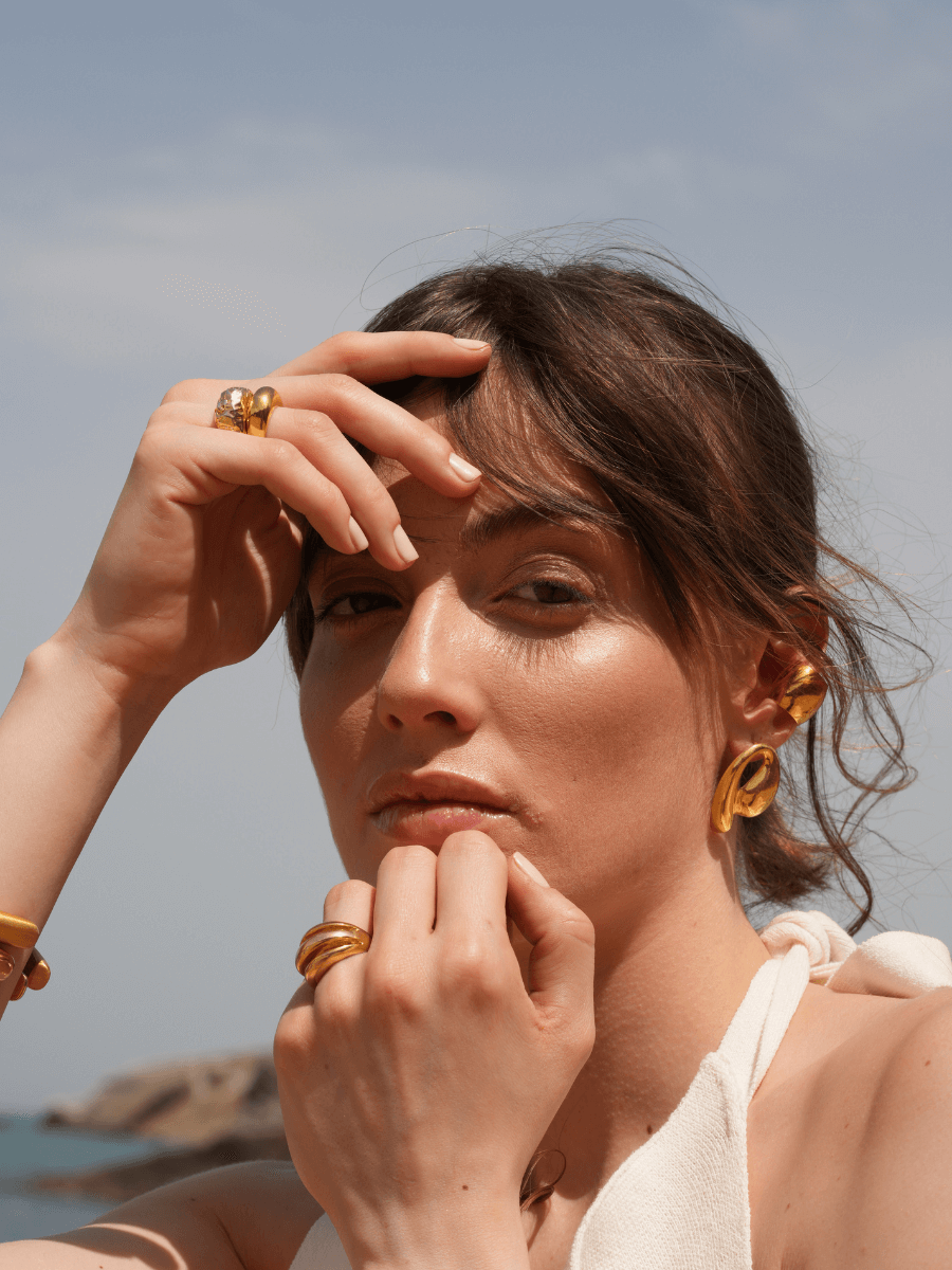 Tina Büyük Midye Küpe