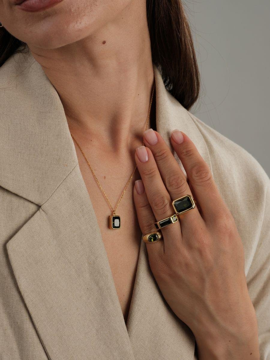 Vega Kristal Taşlı Yüzük