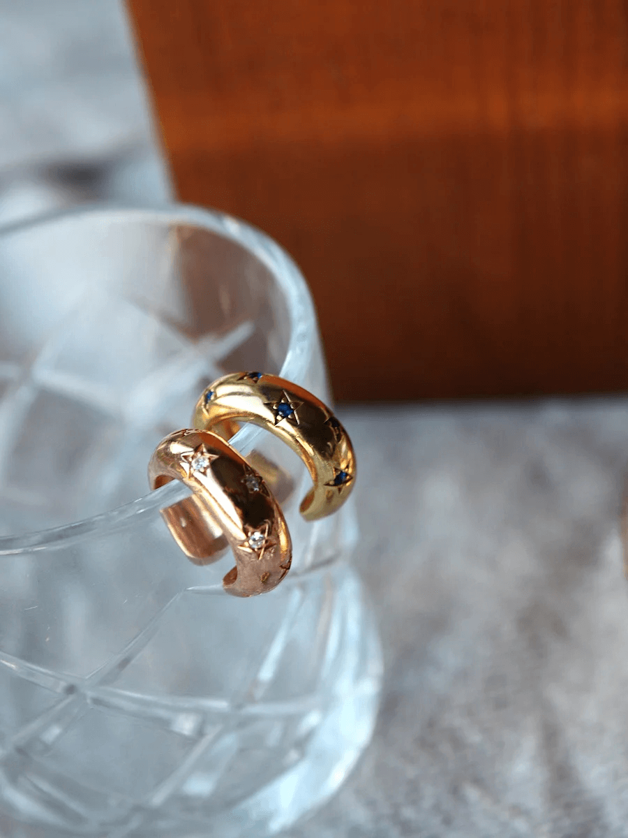 Yıldız Taşlı Kıkırdak Küpesi