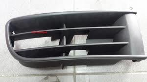  Решетка вентилятора, буфер спереди слева, для автомобилей без противотуманных фар POLO IV 01 05