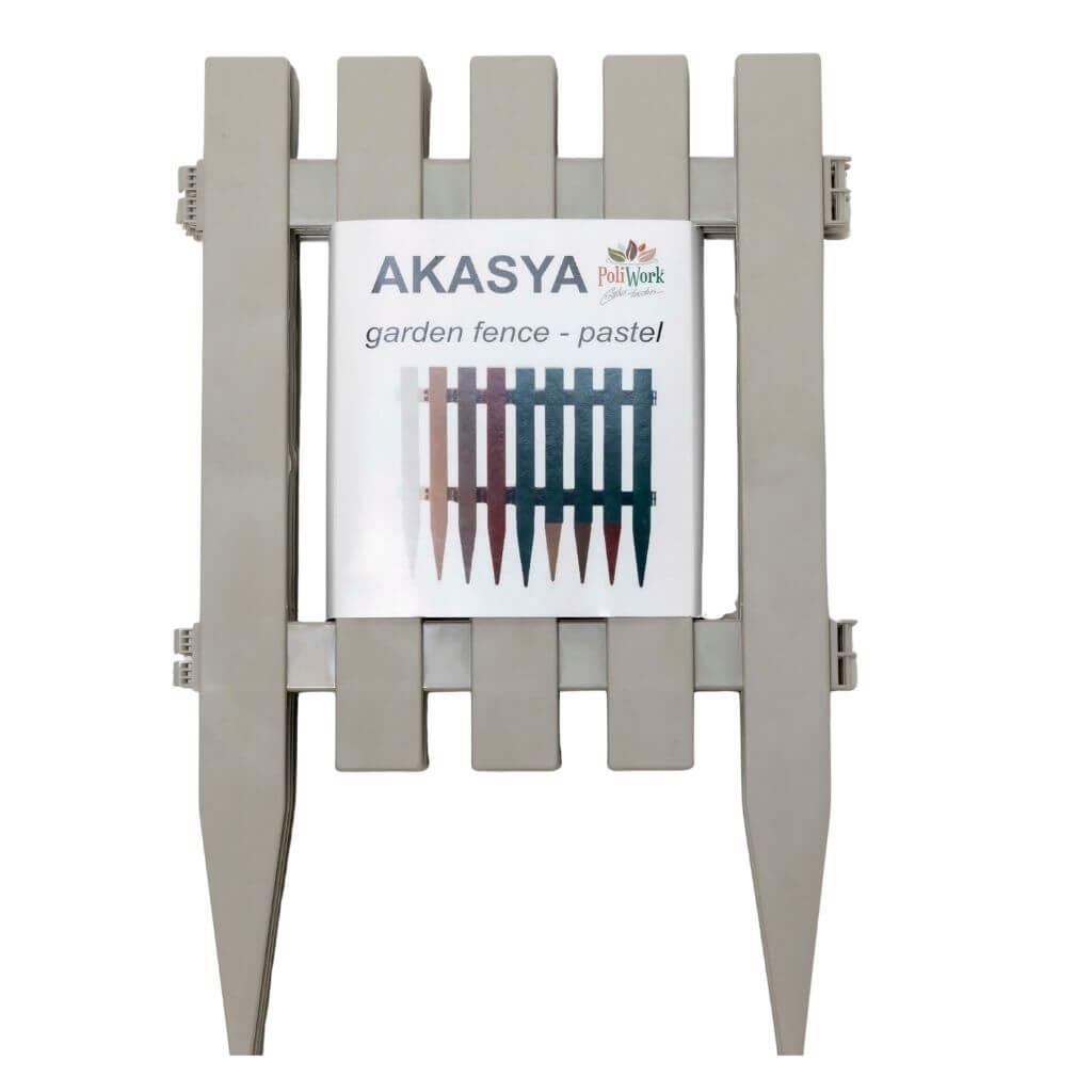 Poliwork Akasya bahçe çiti, yeşil plastik kazıklı panel, etiketiyle