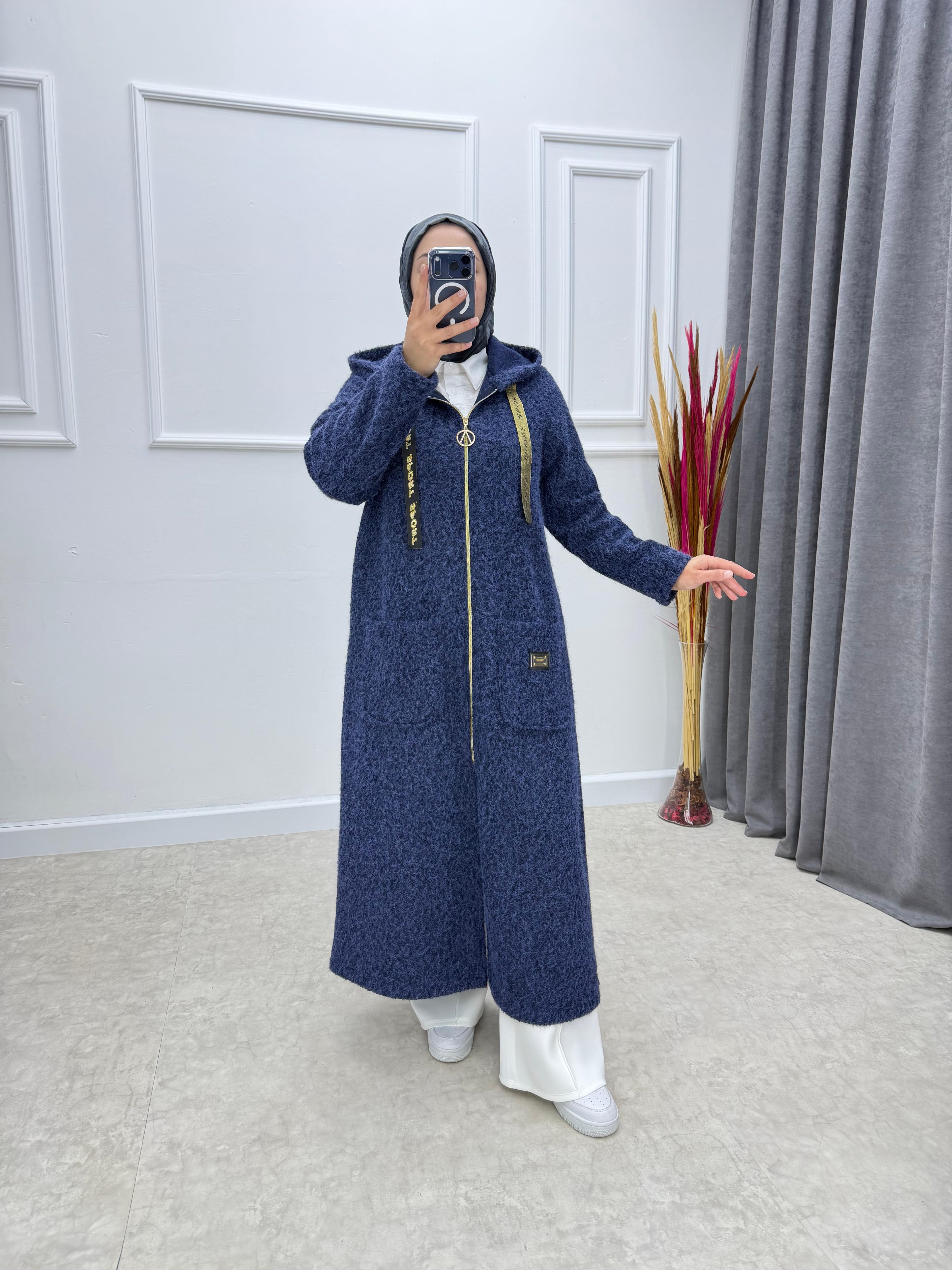 Lacivert Mango Kaşe Kap