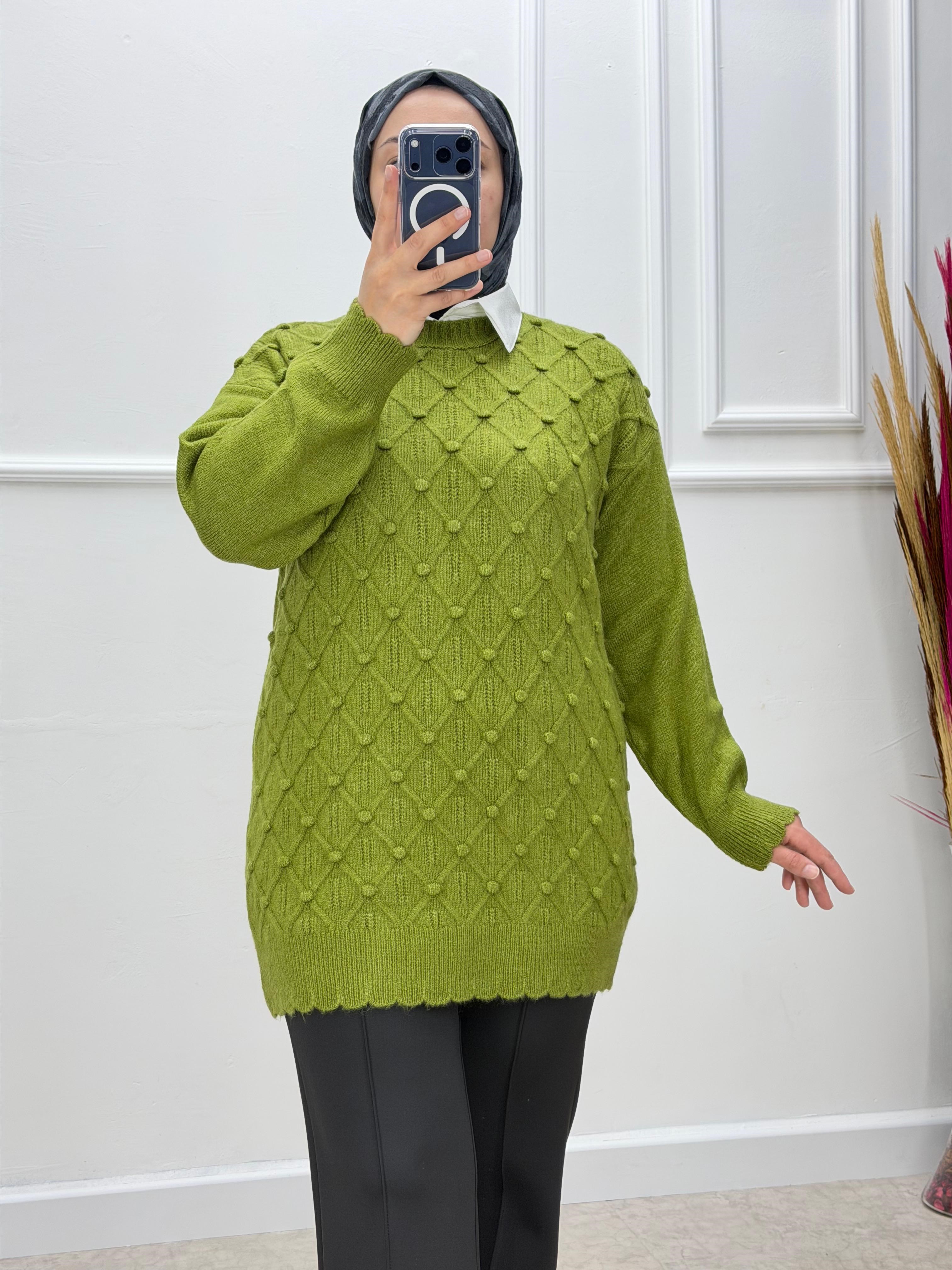Yeşil Kabartma Desenli Triko Kazak 