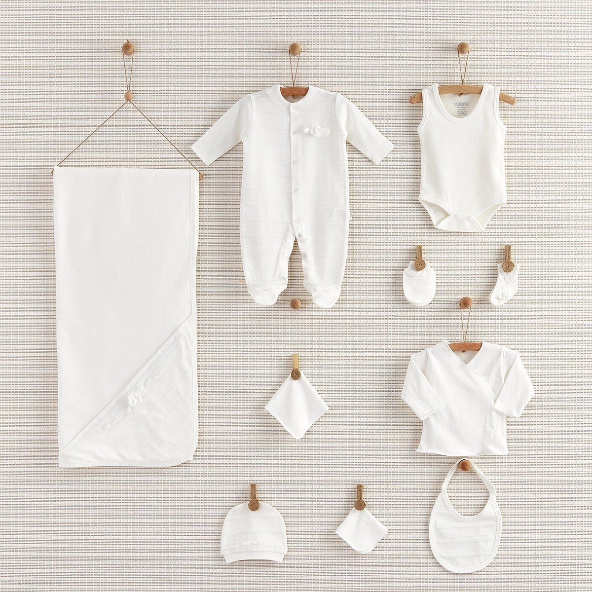 Bebbek 10'lu Hastane Çıkışı - Design Girl Çiçekli Beyaz