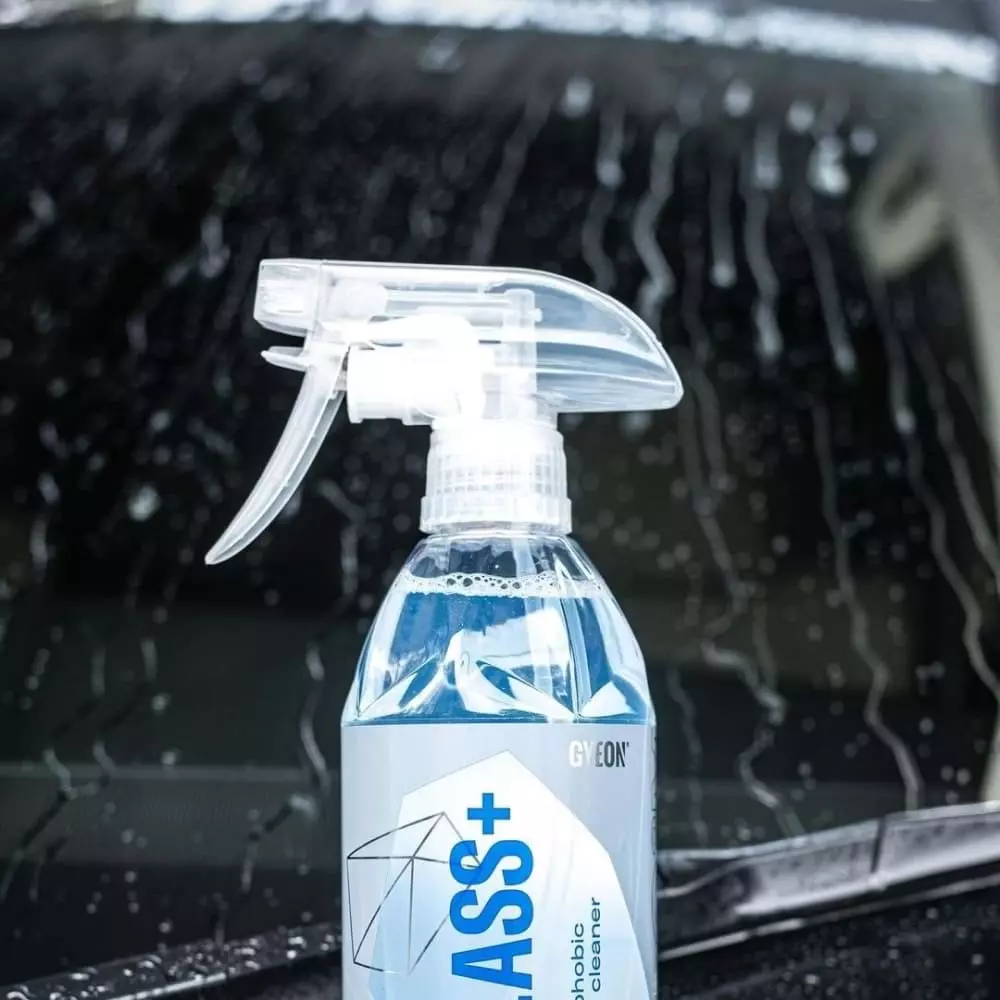 GYEON Q²M Glass+ Plus Araç Cam Yağmur Kaydırıcı Su İtici ve Temizleyici - 500 ml -Hidrofobik Parlak
