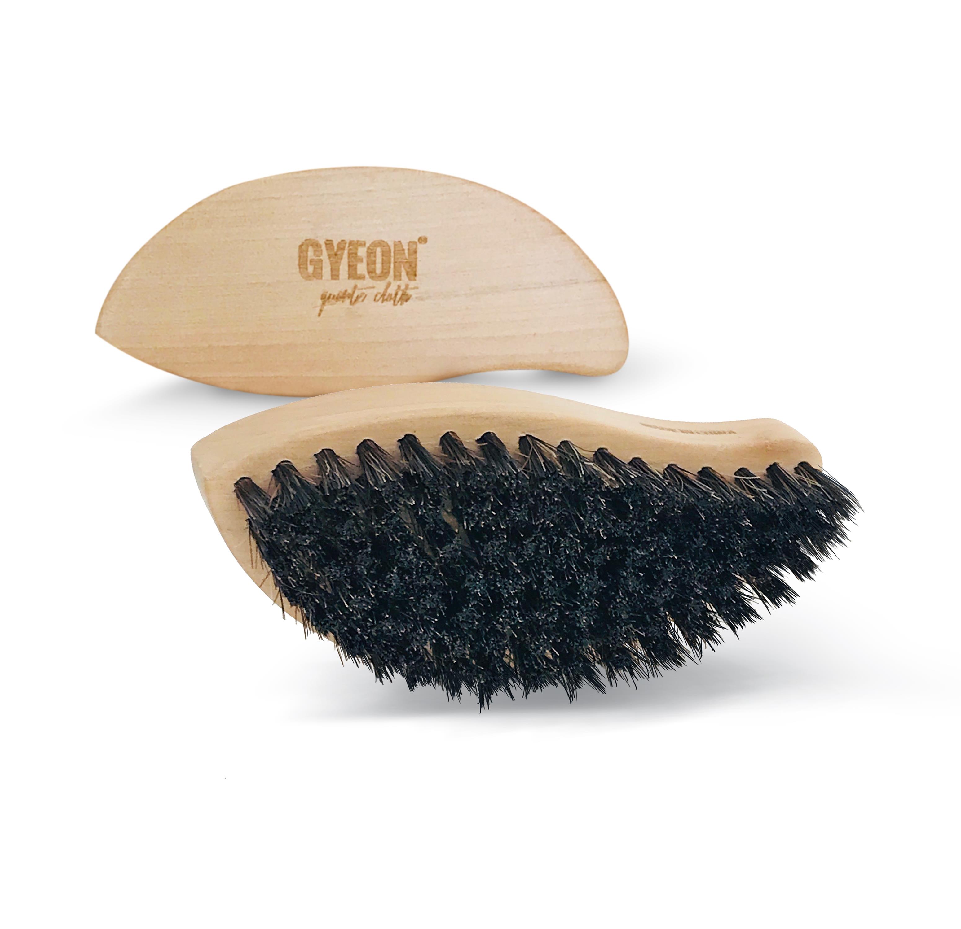 Gyeon Q2M Leather Brush Deri Temizlik Fırçası