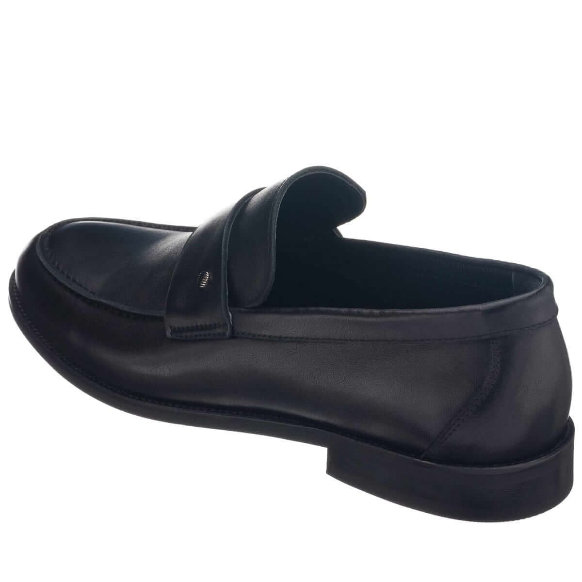 KD0695 siyah anilin deri püsküllü erkek loafer sol dış arkadan görünüm