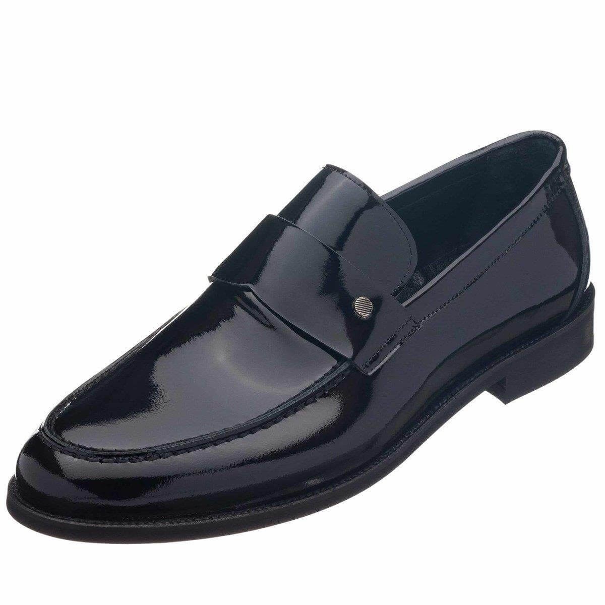 KD0695 siyah rugan püsküllü büyük numara erkek loafer önden görünüm