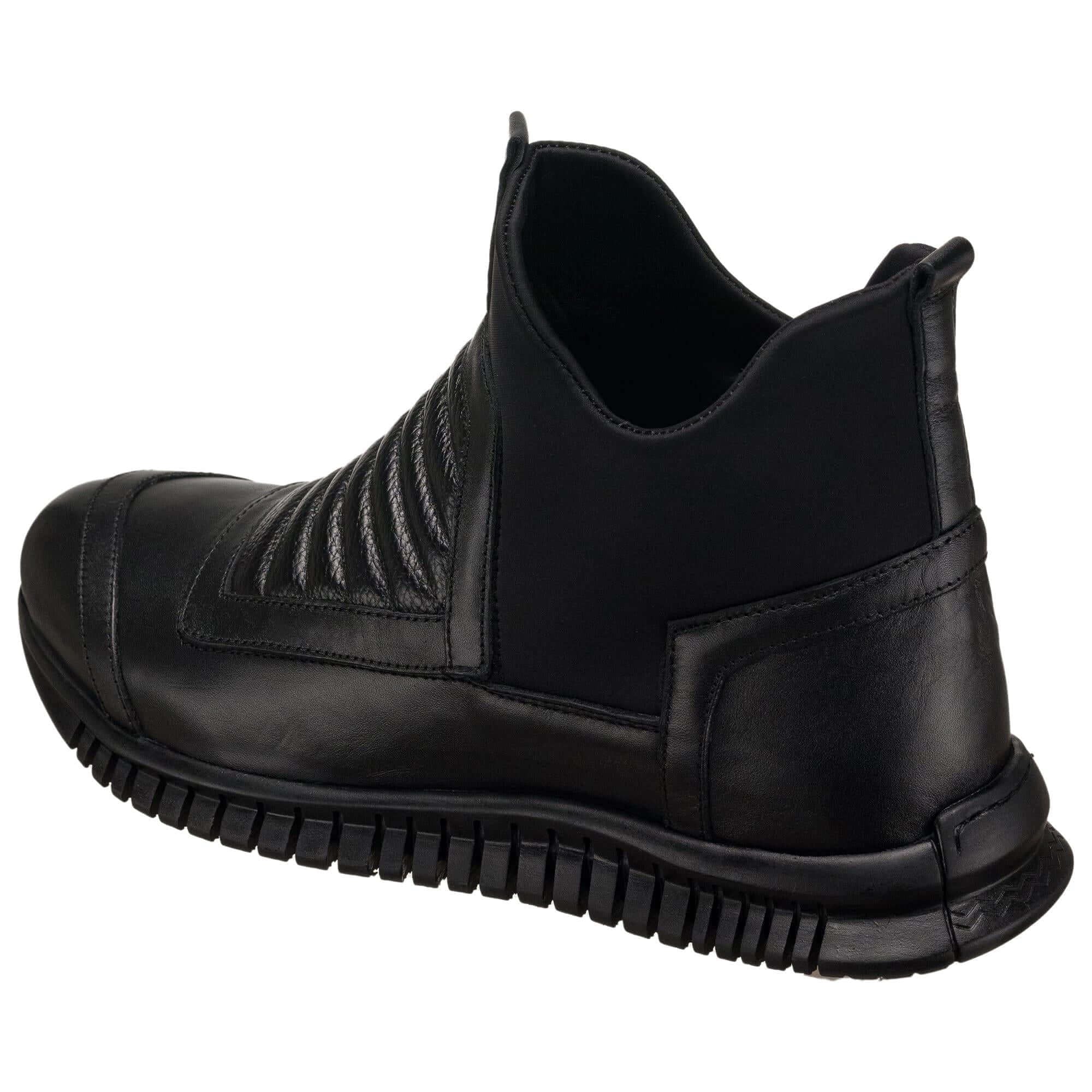 45-50 numara Costo Shoes AG1923 siyah erkek bot, Extra H kalıp ve kauçuk taban yapısıyla arkadan görünüm