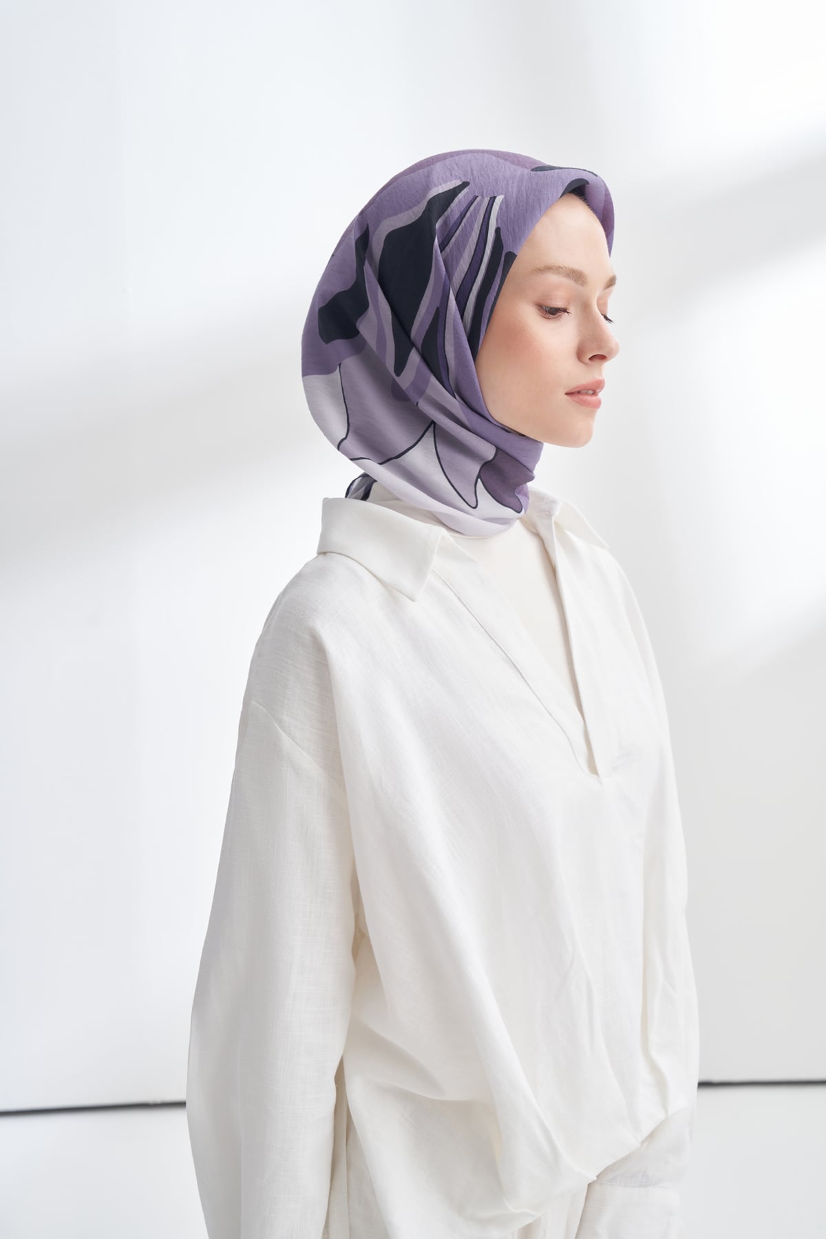 FLORAL MUSE DESEN THE TENCEL EDIT EŞARP - KOYU LEYLAK