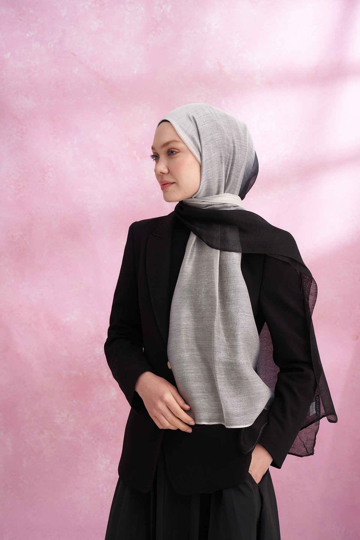 İPEKLİ DEGRADE ŞAL - SİYAH - GRİ