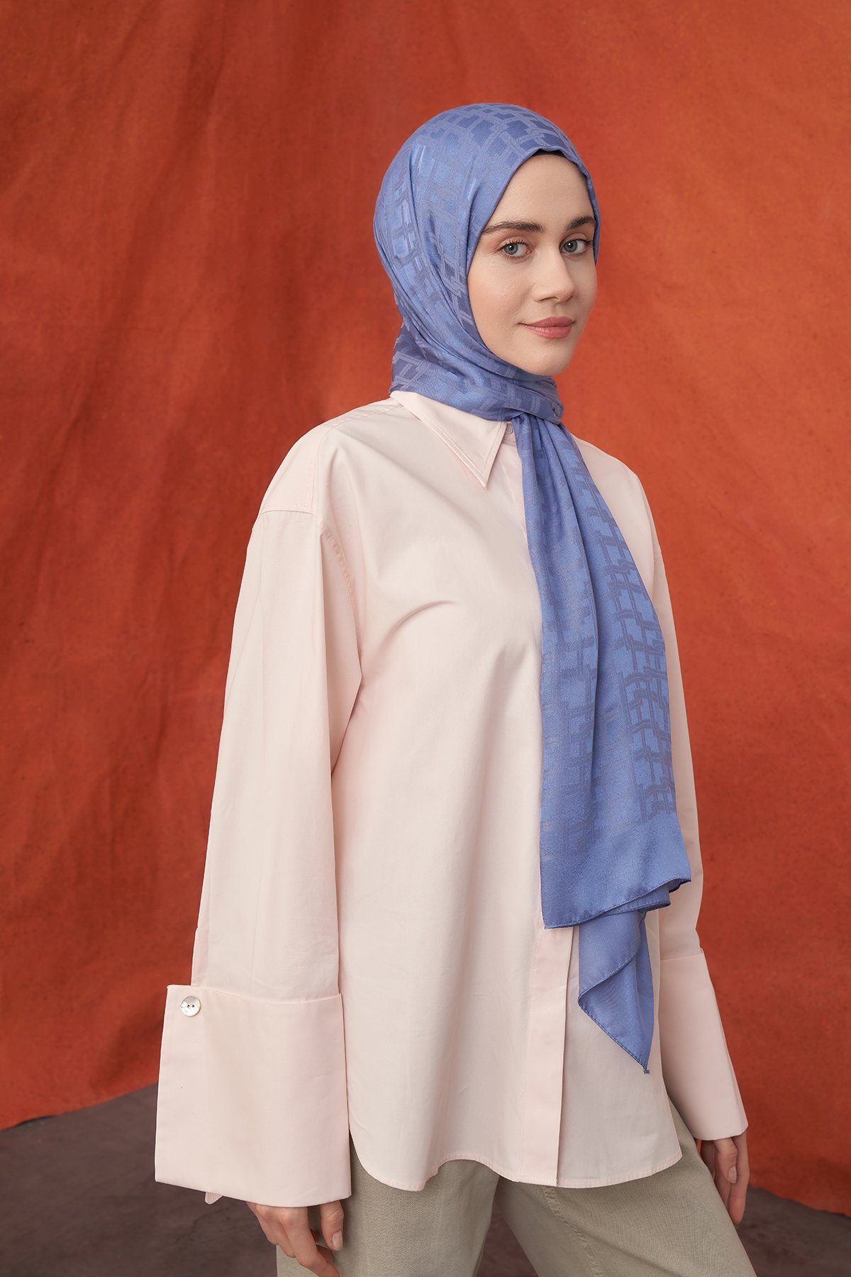 İTALYAN JAKAR BLOK DESEN ŞAL - İNDİGO