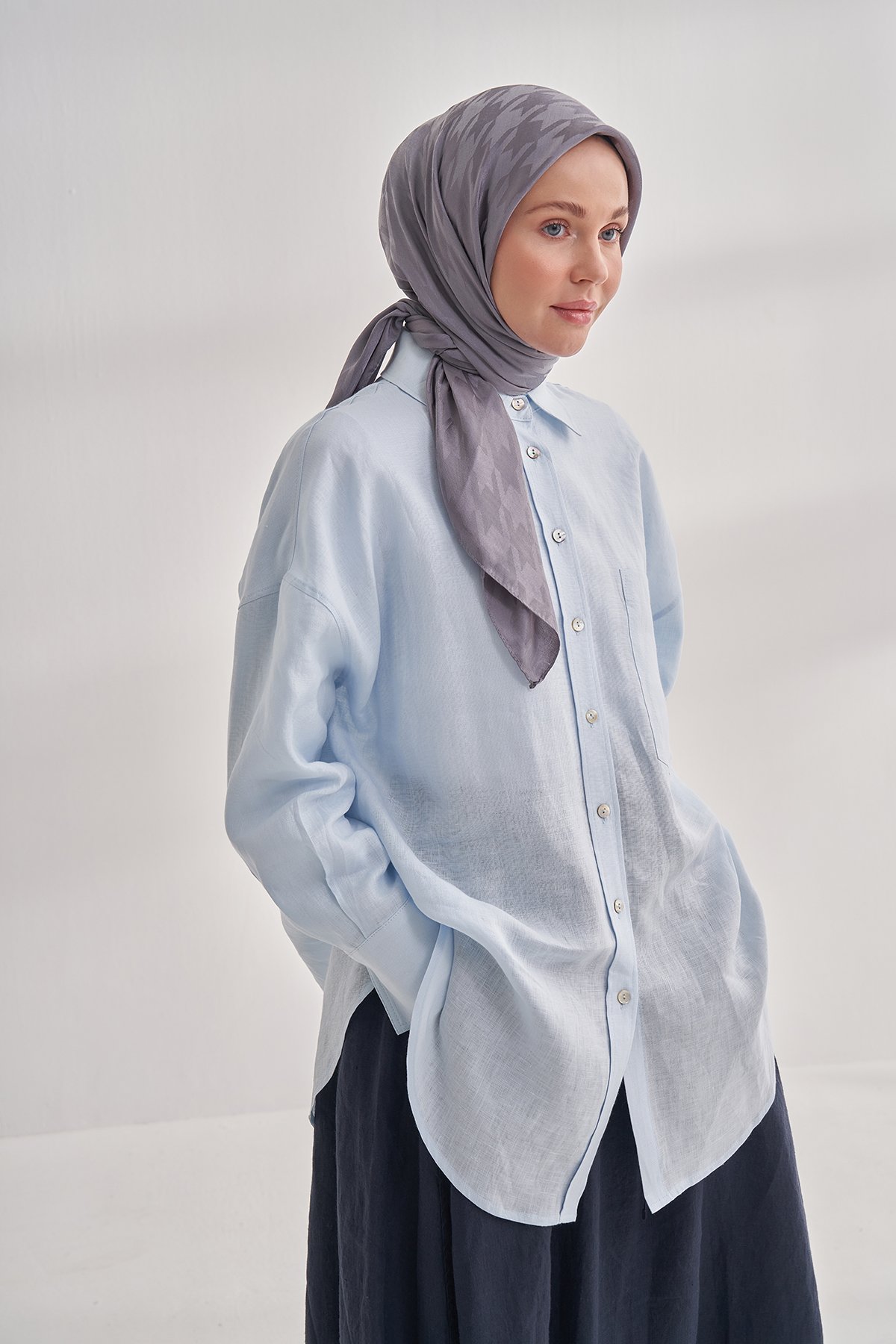 İTALYAN JAKAR KAZAYAĞI DESEN EŞARP - FÜME