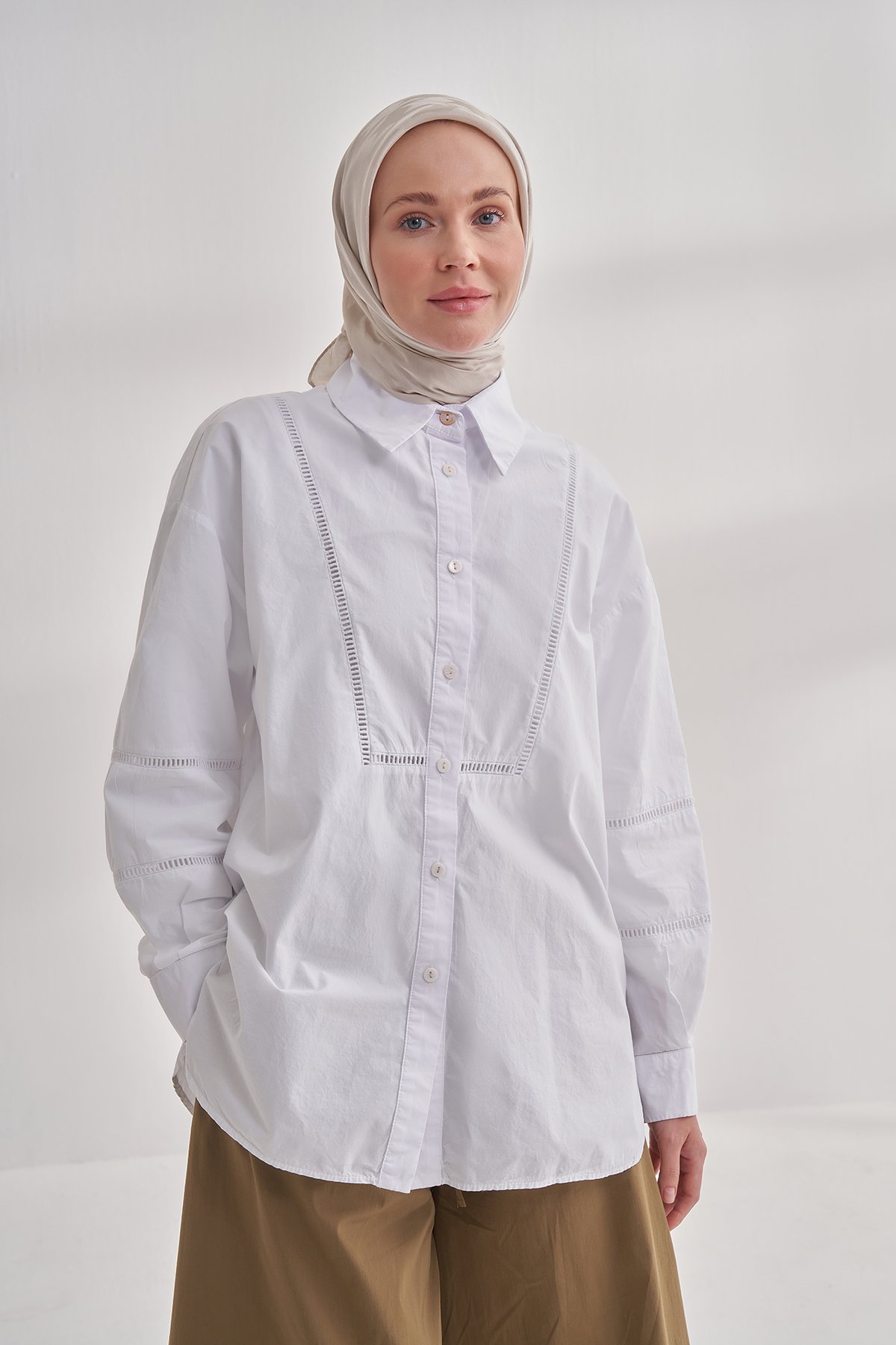 İTALYAN JAKAR KAZAYAĞI DESEN EŞARP - TAŞ