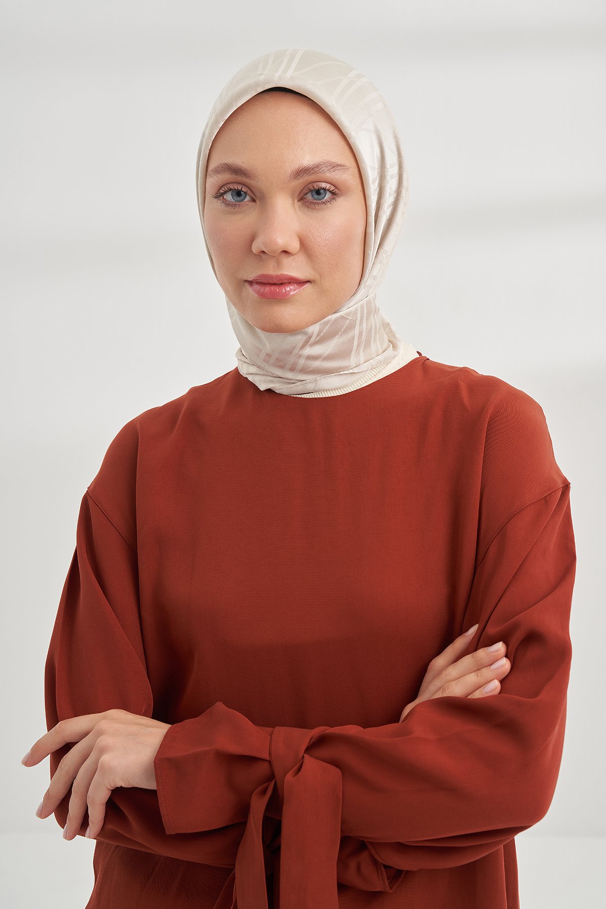 İTALYAN JAKAR ŞERİT DESEN EŞARP - TAŞ