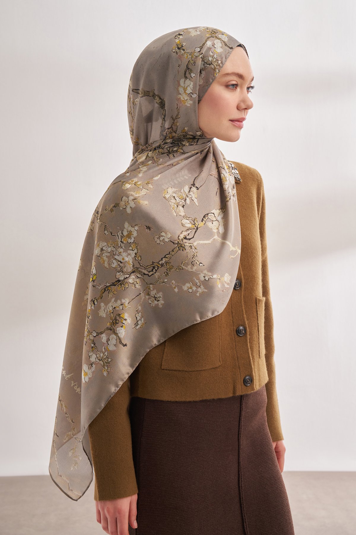 İTHAL  VUAL ALMOND BLOSSOM DESEN ŞAL - TAŞ