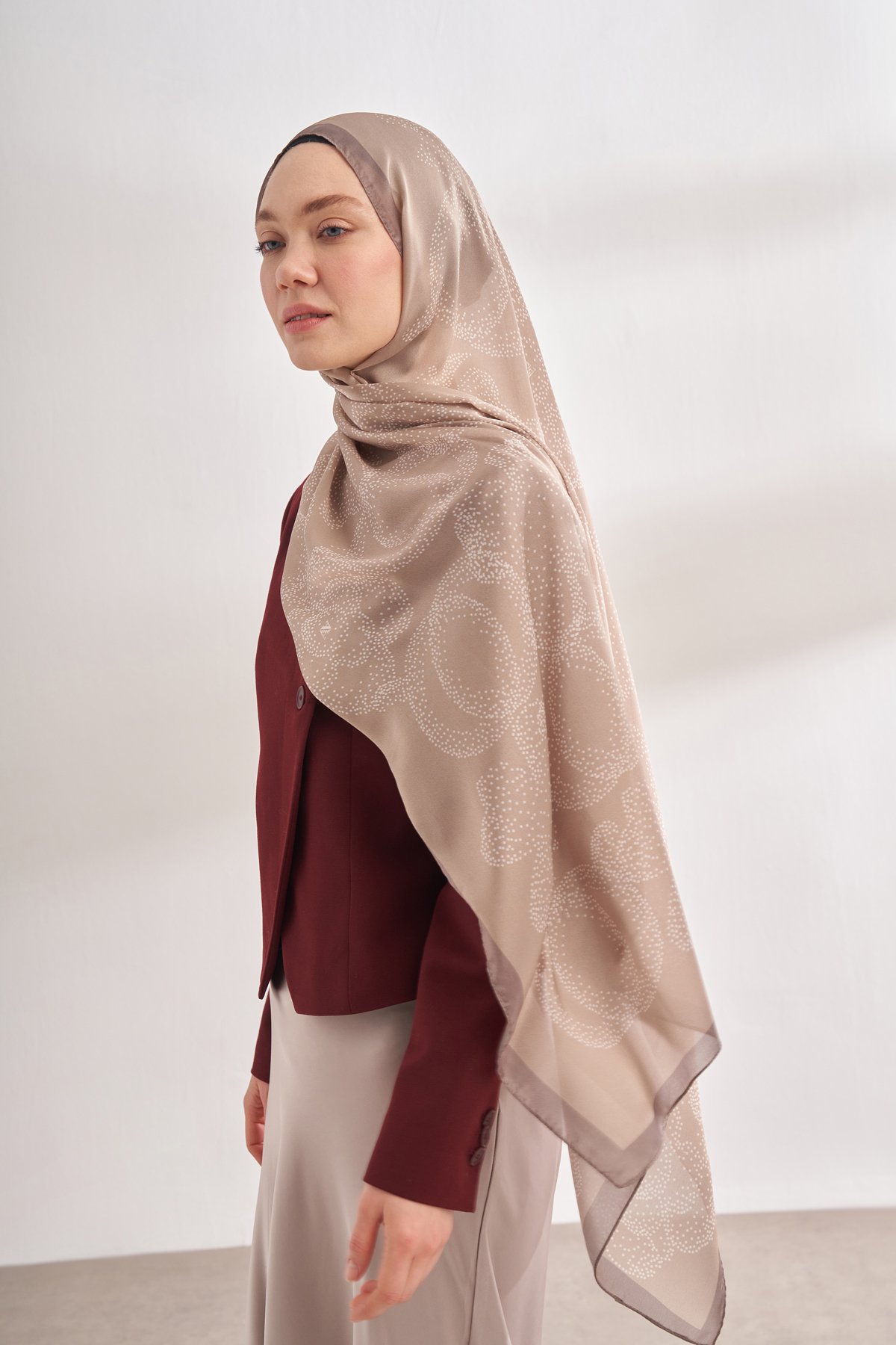 İTHAL VUAL ROSES DESEN ŞAL - VİZON