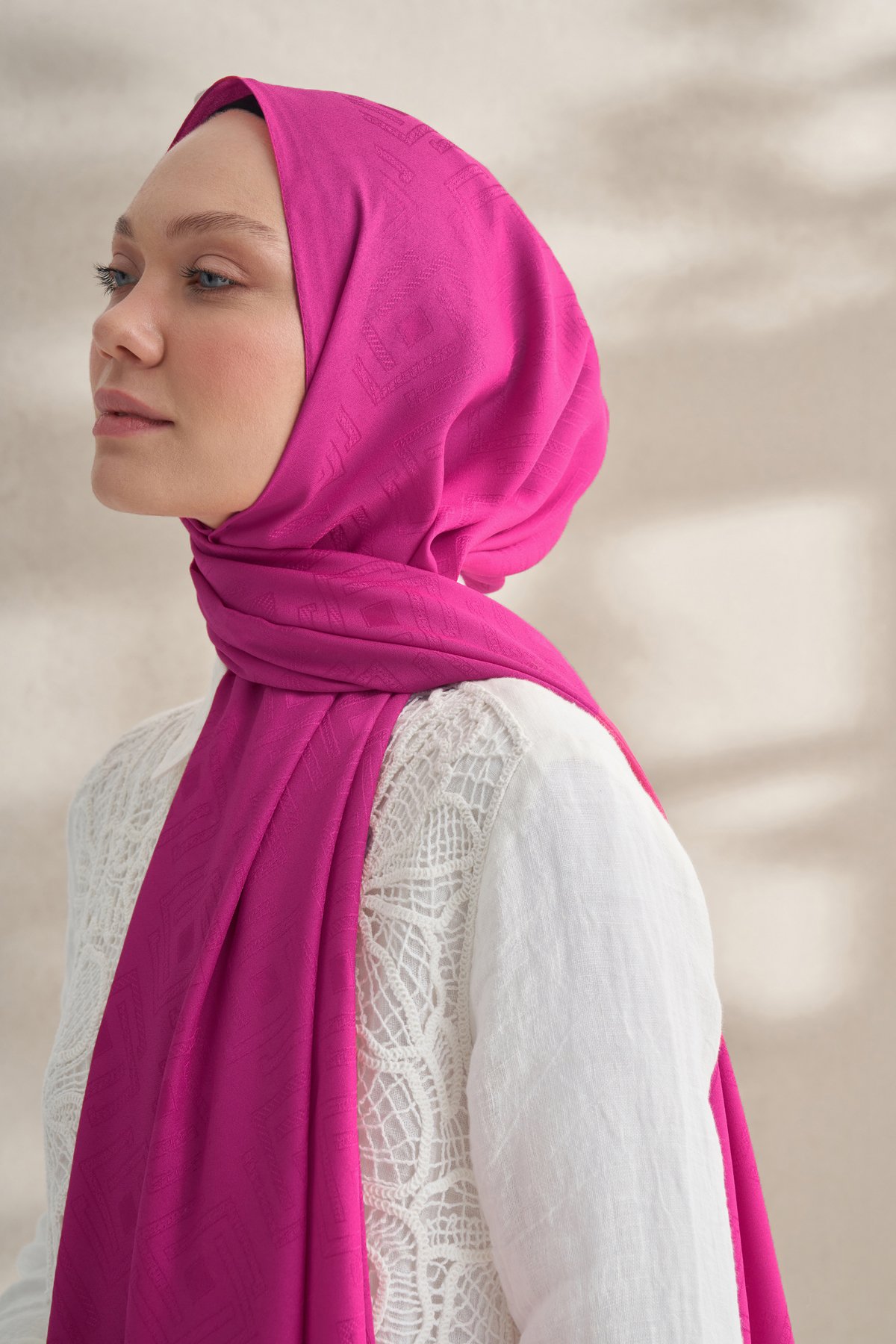 KREP JAKAR KRİSTAL DESEN ŞAL - FUŞYA