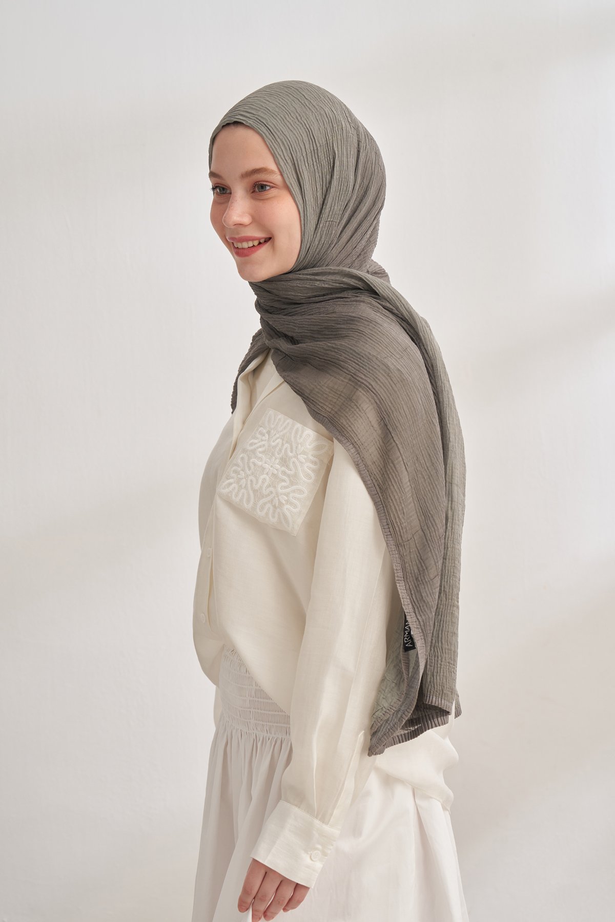 MÜSLİN DEGRADE BİYELİ ŞAL - HAKİ - ÇAĞLA YEŞİLİ